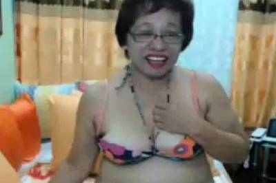 Filipina Asian Mature Madura Oma with Glasses - nvdvid.com