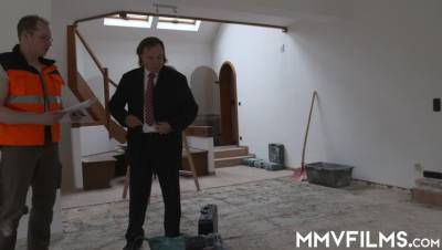 Mia Blow - The Builders Bitch - xxxfiles.com - Germany