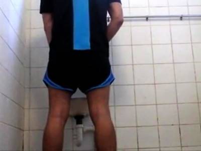 FUCKING IN PUBLIC BATHROOM - nvdvid.com