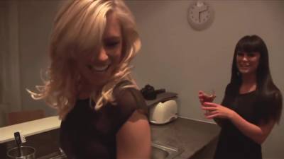 Amanda And Anna Drunk Lovemaking - upornia.com