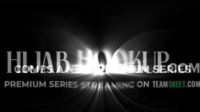 Let Me Help You Concentrate With A Sensual Blowjob - nvdvid.com