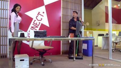 Toni Ribas - Mary Jean - Overworked Titties - porntry.com