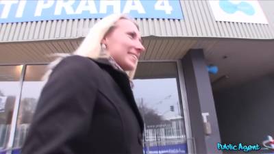 Nella Elmeritta - Astonishing Adult Video Handjob Exclusive Show - upornia.com