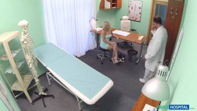 Blonde with nice tits gets a full examination - porntry.com