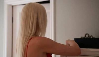 Hot neighbor wearing my wifes lingerie when we fuck - icpvid.com