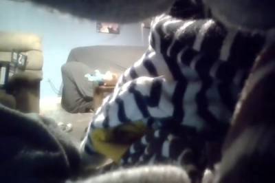 Wiffy Fucked On Coutch - voyeurhit.com