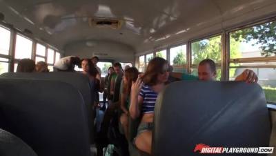 Maddy Oreilly - Jessy Jones - The Magic Screw Bus - porntry.com - Usa
