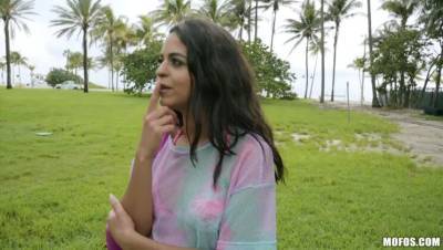 Oliver Flynn - Vienna Black - Revealing Vienna - xxxfiles.com - Usa