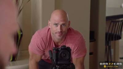 Johnny Sins - El Fotógrafo de la Boda - porntry.com