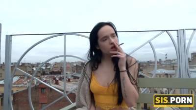 Smoking Girl Is Irresistibly Interesting In A Sexual Way So Stepbro Humps Her - upornia.com