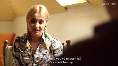 Girl Takes The Whip And The Candle - hotmovs.com