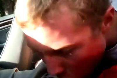 Blowing a friend in the car and he cums in my mouth - nvdvid.com