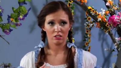 Midget Sex In The Land Of Oz - nvdvid.com