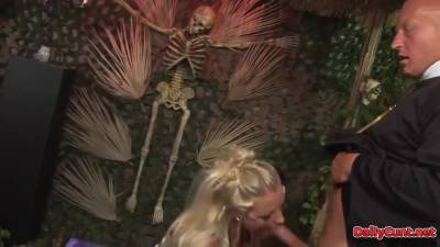 Kinky Dames Get Gangbanged Hard Sex To Absolute Fulfillment - hotmovs.com