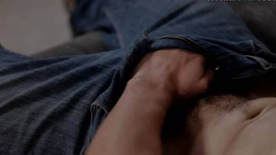 Tattooed stud stroking his hairy shaft - nvdvid.com