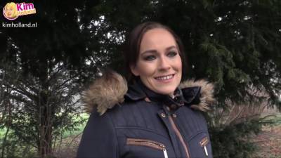 Smoking Hot Brunette Toying Ta - hotmovs.com