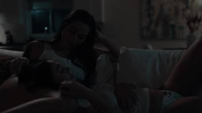 Sensual lesbian lovers pussylick in duo - icpvid.com