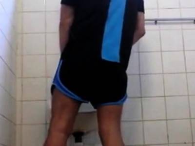 FUCKING IN PUBLIC BATHROOM - icpvid.com