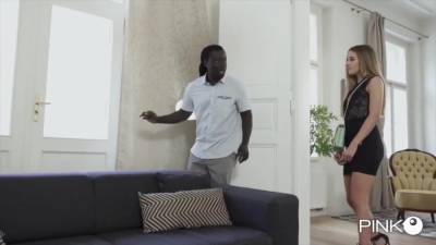 Eveline Dellai - Eveline Dellai - Lo Vuole Grosso, Nero E In Culo - upornia.com