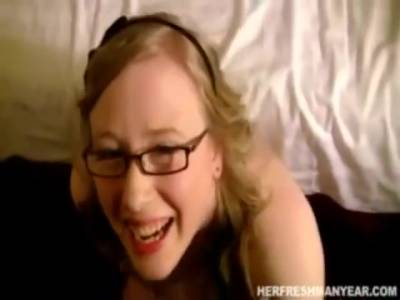 Cute Babe In Glasses Getting Her Pussy Fucked Hard - hclips.com