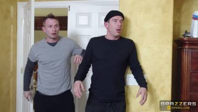 Bill Bailey - Mick Blue - Dakota Skye - Zorra en Casa - porntry.com