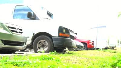 Angela Parking Lot Blowjob Pt 1 - upornia.com