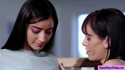 Alana Cruise - Alana and Emily eat thier wet pussies - fetishpapa.com