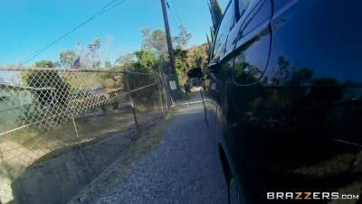 Britney Amber - Xander Corvus - Jessy Jones - Cops and Knobbers - veryfreeporn.com