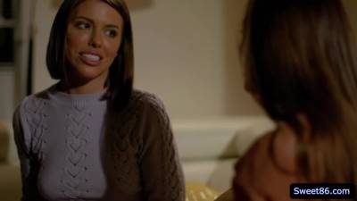 Adriana Chechik - Abigail Mac - Horny babes Adriana Chechik and Abigail Mac scissoring pussy - fetishpapa.com