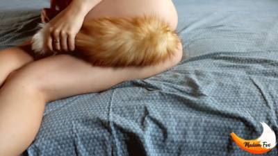 Sexy Fox Masturbates. Madamfox Solo - hclips.com