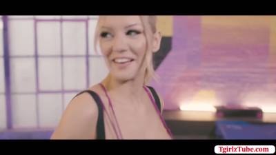 Kenzie Taylor - TBabe bangs her Lady dance partner - fetishpapa.com