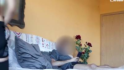 Gets Pegging - hclips.com