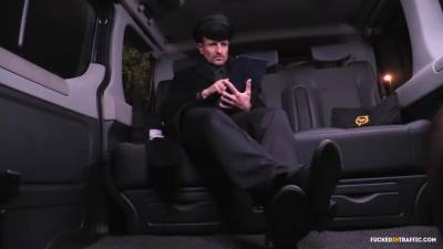 Fit Dafne Klyde - hclips.com