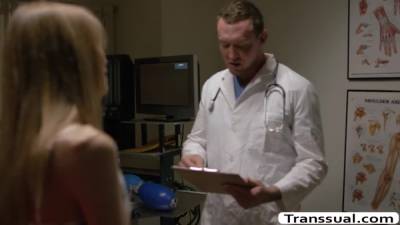 Skinny TS Crystal Thayer bareback sex - fetishpapa.com