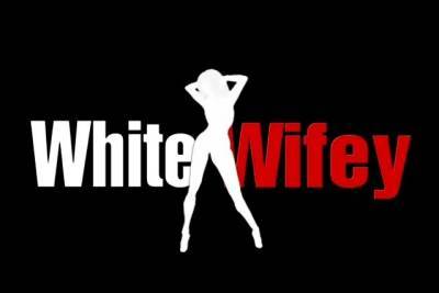 A Noon Break At Office Doing Some - nvdvid.com