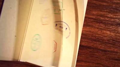 Hobbled Amazon walk in fucked-up bondage predicament - icpvid.com