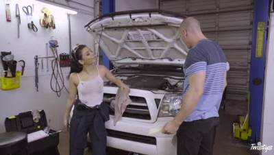 Gina Valentina - Sean Lawless - Full Service - veryfreeporn.com