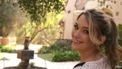 Kenna James - My Girlfriend's Smile - porntry.com