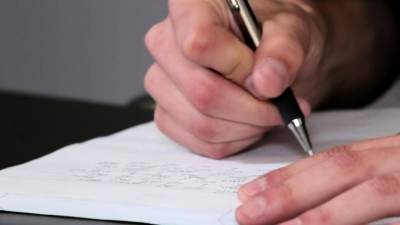 Amateur jock enjoys indoor masturbation - nvdvid.com