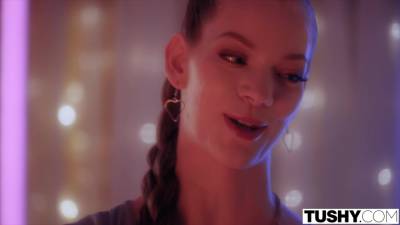 TUSHY Anal-loving petite camgirl Erin seduces married man - txxx.com