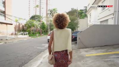 Sexyhot O Fotagrafo Sedutor 720p With Giovana Bombom And Bom Bom - hotmovs.com