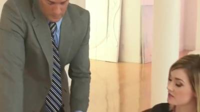 Secretary Fucks With Her Boss - hclips.com