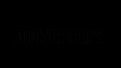 Bi harlots pleasing their twats and fucking a dude - nvdvid.com