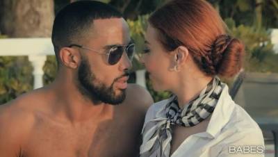 Swooning in the Sun - porntry.com