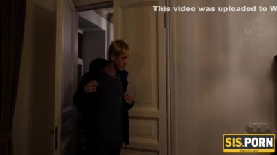 Slut Pleases Stepbrother Orally And Vaginally - hclips.com