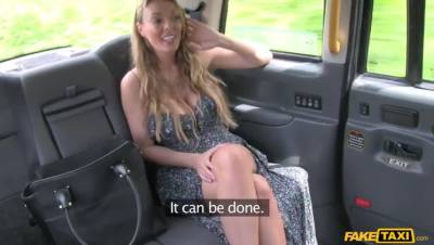 Welsh Milf Goes Balls Deep - porntry.com