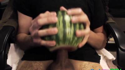 Fucking a Watermelon - icpvid.com