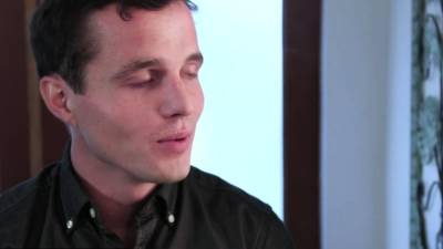 Blindfolded wife is shared and squirts before she is fucked - icpvid.com