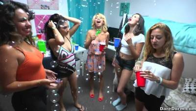 Michelle Martinez - Bubble Party - porntry.com