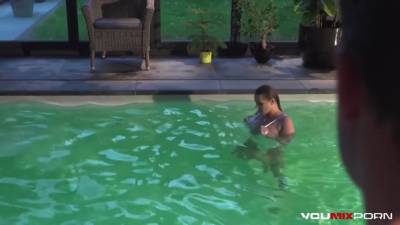 Big Tits Milf - upornia.com